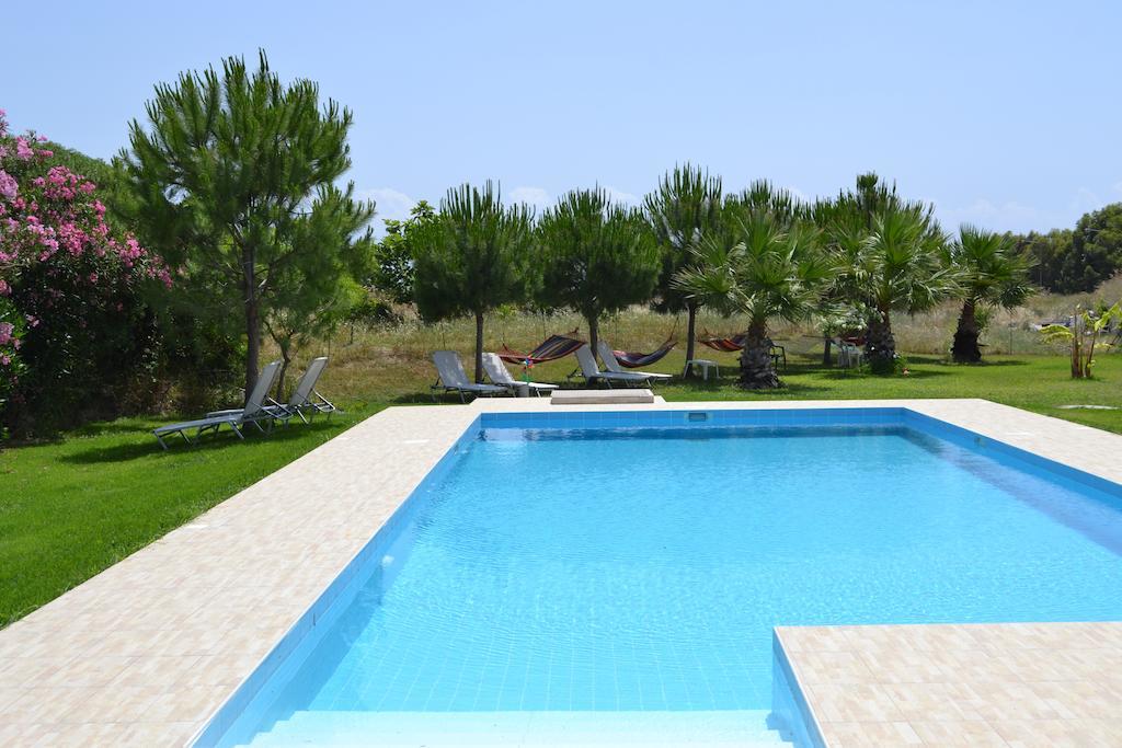 Petasos Apartments 1 Gennadi Luaran gambar