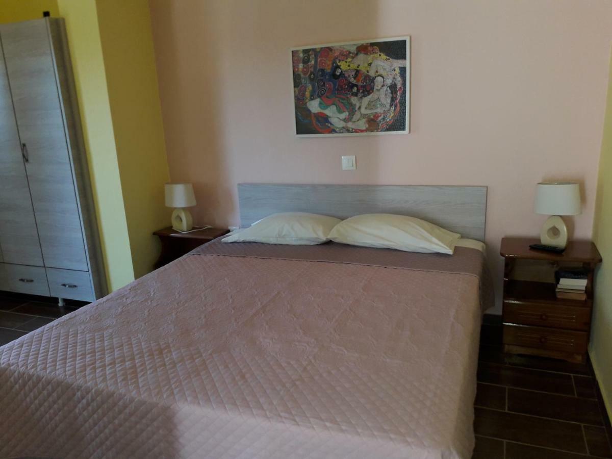 Petasos Apartments 1 Gennadi Luaran gambar
